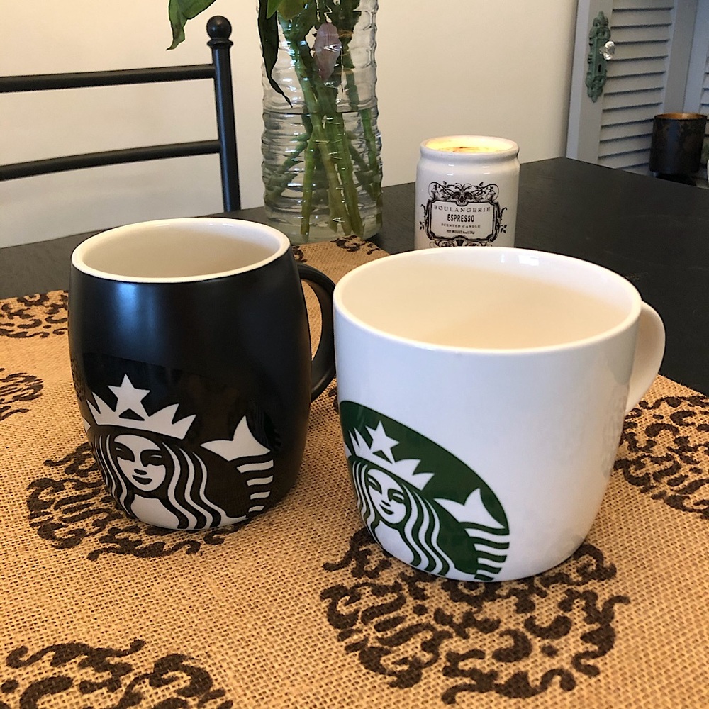 Black & White Starbucks Mug Set